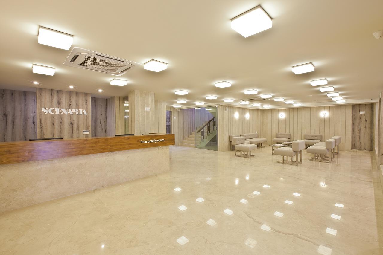 Scenaria Hotel アーメダバード エクステリア 写真
